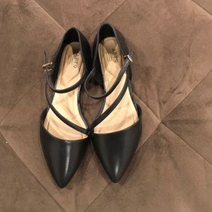 Apt 9 black flats defined comfort